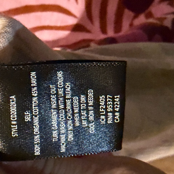 Sanctuary The Only One Abstract Print T-Shirt Dress Size Medium Colorful NWT - Picture 13 of 13